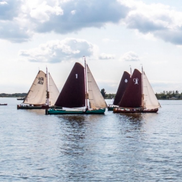 Waterspektakel 2023: Skûtsjesilen!